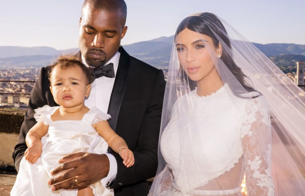 Kim And Kanye Sets Wedding Date