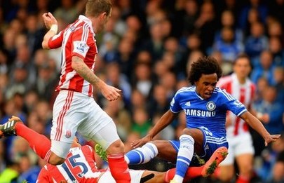 Chelsea 3-0 Stoke City: Blues Back To The Top But Torres Woe Continues