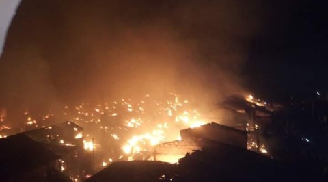 Fire razes Akesan market in Oyo town