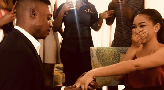 Comedian Ebiye proposes to his video vixen girlfriend