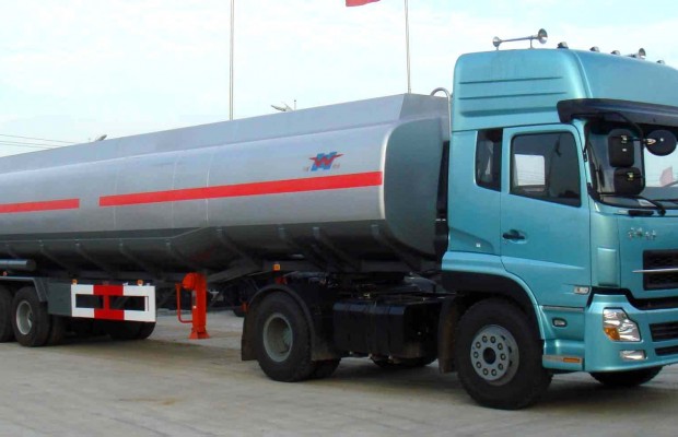 Tragedy averted as fuel laden tanker falls again