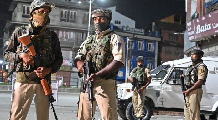 Kashmir in lockdown after autonomy scrapped