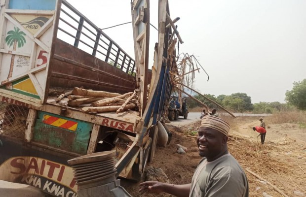 Four Dead, 38 Injured In Oyo-Igbomosho Auto Crash