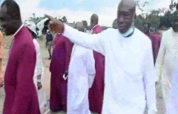 Clergymen Pray Against Demons Obstructing Bridge Project in Delta